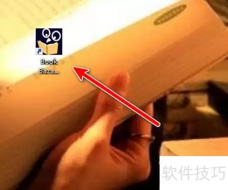 Book Bazaar 怎样显示书名作者