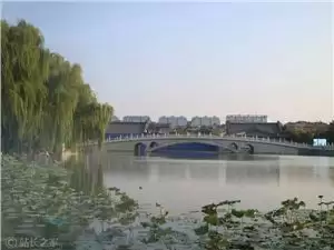 穿越千年的AI 导游：全球首个多模态文旅大模型在西安开启规模化应用