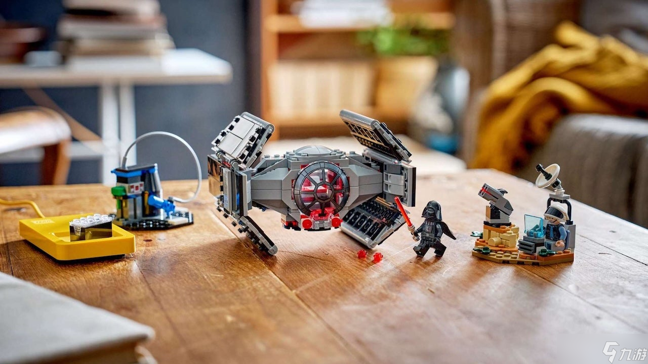 我们搭建会哔哔作响 砰砰发射的LEGO Star Wars: Smart Play Sets