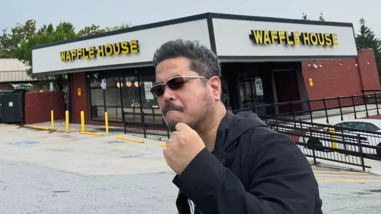 铁拳8总监原田胜弘终于造访了Waffle House