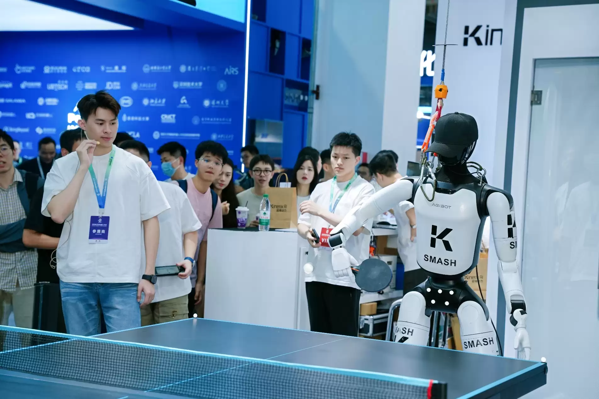WRC 2026｜超维动力郑存远：筑牢世界模型底座，让物理AI真正走进千家万户